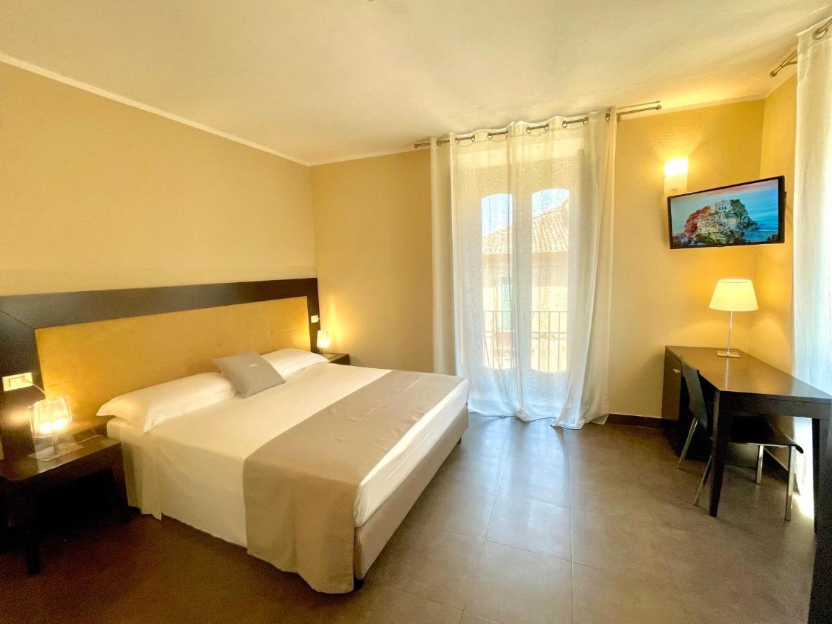 Bed and Breakfast Residenza Il Barone Тропея Экстерьер фото